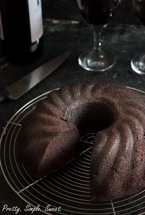 Amazing rich, moist, and flavorful red wine chocolate cake | prettysimplesweet.com Wine Chocolate Cake, Red Wine Chocolate Cake, Cake Pretty, Wine Cellar Racks, Wine Chocolate, Wine Cake, Chocolate Bundt, Wine Flavors, Biscuits Recipe