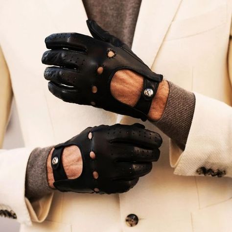 Very good quality. Fits perfectly Wedding Tailcoat, Leather Gloves Outfit, Leather Gloves Men, Driving Gloves Men, Gloves Outfit, Leather Driving Gloves, Hand Gloves, Black Leather Gloves, Driving Gloves