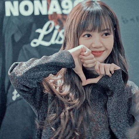 ⤷pp ⤷kp ⤷bio #rastgele # Rastgele # amreading # books # wattpad Mini Albümler, Blackpink Members, Lisa Blackpink Wallpaper, Jennie Lisa, Fan Fiction, Kim Jisoo, Blackpink Photos, Black Pink Kpop, Blackpink Fashion