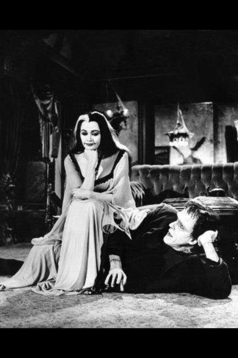 The Munsters 1313 Mockingbird Lane, Munsters Tv Show, Herman Munster, The Munster, Lily Munster, Yvonne De Carlo, Elvira Mistress Of The Dark, Septième Art, The Munsters