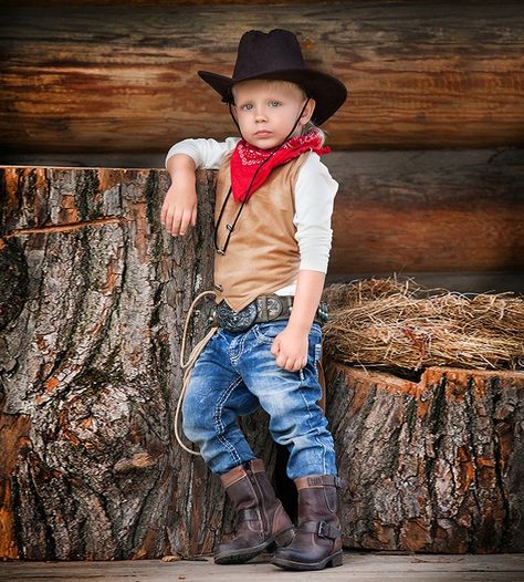 Kalispell Montana, Rodeo Party, Provo Utah, Cowboy Theme, Funny Baby Clothes, Little Cowboy, Camo Baby Stuff, Newborn Girl Outfits, Cowboy Outfits