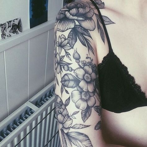 Tattoos Arm Mann, Half Sleeve Tattoos Drawings, Marvel Tattoos, Cat Tattoos, Geniale Tattoos, Plant Tattoo, Flower Tattoo Sleeve, Japanese Sleeve Tattoos, Tiny Tattoo