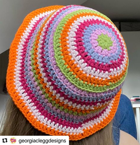 Crochet Pieces, Crochet Business, Basic Drawing, Crochet Bucket Hat, Crochet Flower Tutorial, Diy Crochet Projects, Crochet Hat Pattern, Crochet Hat, Crochet Blanket Patterns