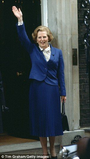 Samantha Cameron, Iron Lady, The Iron Lady, Top Bustier, British Prime Ministers, Margaret Thatcher, Peter Alexander, Weights For Women, Favorite Handbags