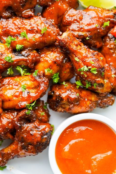 Wingstop Wings, Mango Habanero Wings, Habanero Wings, Chicken Wing Sauce Recipes, Mango Habanero Sauce, Food Baddie, Chipotle Recipes Chicken, Chipotle Recipes, Wing Sauce Recipes