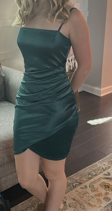 Green dress
Green hoco dress
Green homecoming dress 
Hoco dress
Dress Freshman High School Homecoming Dresses, High School Homecoming Dresses Short, Short Homecoming Dresses Green, Christmas Dance Dress, Homecoming Ideas Dress, Mid Length Hoco Dresses, Hoco Dresses 2023 Short, Freshman Hoco Dresses 2023, Homecoming Dress Ideas Freshman