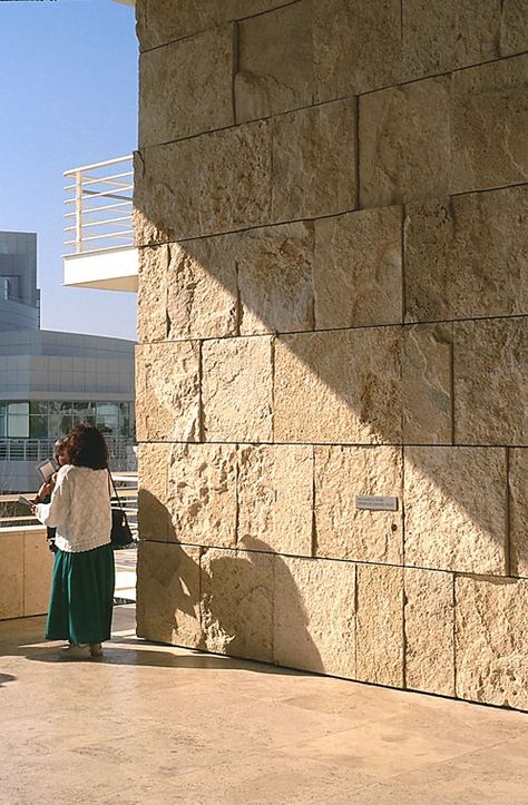 Architecture of the Getty Center Rock Veneer, Small Restaurant Design, The Getty Center, Stone Wall Design, Small Restaurant, Getty Center, Stone Facade, Boundary Walls, Stone Architecture