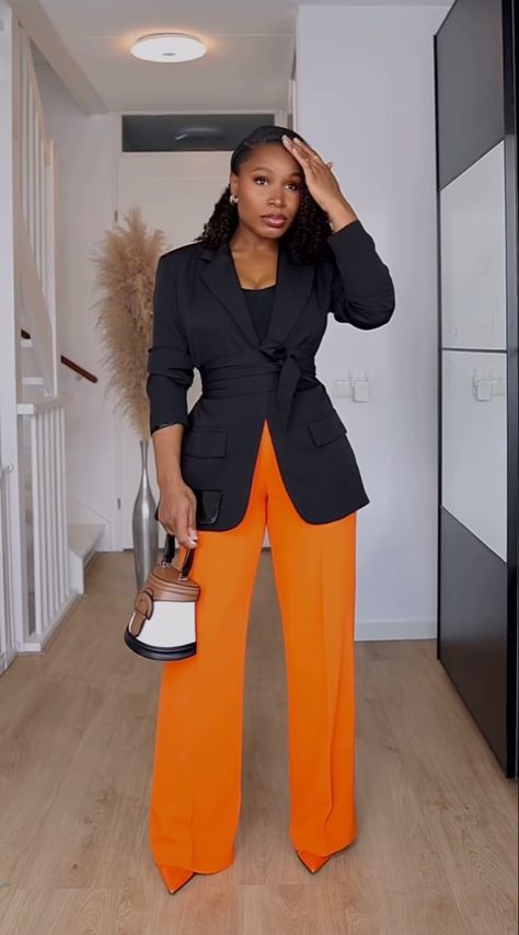 Blazer Outfits Office Business Casual, Cute Fall Professional Outfits, Outfit For Work Women, Baddie Business Outfits, Blazers For Women Outfits, Long Blazer Outfit, Baddie Business, Cute Professional Outfits, Fashionable Work Outfit