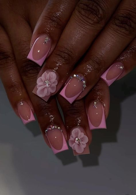 Heat Up Your Look with These May Nail Designs Shirt Pink Nail Designs, Nails 90s Style, Cute Nail Ideas Square Short, Summer Nails Short French Tip, Short Inspo Nails, Nails Acrylic Inspo Short, Girly Acrylic Nails Summer, Pink Nails For Homecoming, Medium Nail Designs Square