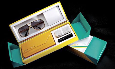 Packaging Design Sunglasses Packaging Design, Eyewear Packaging, Eyewear Store Design, Sunglasses Packaging, Eyewear Display, Paper Bag Design, 타이포그래피 포스터 디자인, Cool Packaging, Clinic Design