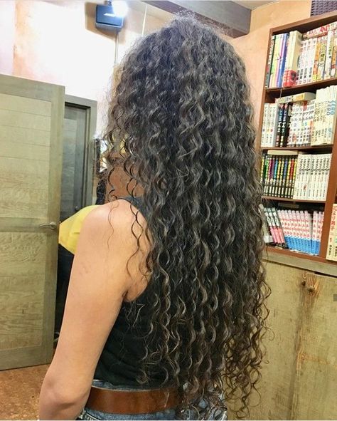 Permanent Curls Long Hair, Perm Ideas For Long Hair, Black Hair Perm, Spiral Perm Long Hair, Perm Ideas, Permanent Curls, Long Perm, Perm Curls, Wavy Perm