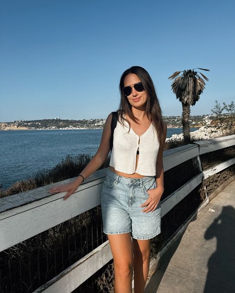 San Diego Diaries | Day 3 | 08.24.24 | La Jolla Beach ☀️ • Check my story highlight “September links” for bikini/ outfit details or comment SHOP for a DM with direct links. https://liketk.it/4Pgg2 • Travel outfits, beach outfit, modern bikini, summer style, California style, Pinterest aesthetic, Pinterest inspired, it girl, what to wear, minimal style #whattowear #ootd #pinterestinspired #pinterestaesthetic #beachvibes #beachoutfit #vacationmode #bikini #summervibes #explorepage #fyp #m... Modern Bikinis, La Jolla Beach, Style Pinterest, California Outfits, Travel Outfits, Pinterest Aesthetic, Aesthetic Pinterest, Vacation Mode, California Style