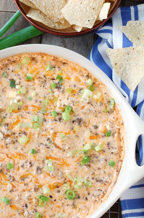 Cheese Dip With Sausage, Sausage Beer Cheese Dip, Dip With Sausage, Sausage Dip, Delicious Dips Recipes, Beer Cheese Dip, Hot Sausage, Dip Recipes Easy, Snack Dip