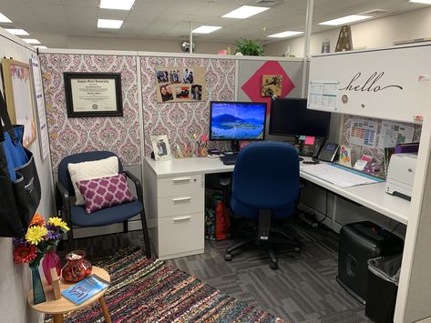 Professional Cubicle Decor, Cute Office Desk Decor At Work Professional, Glam Cubicle Decor, Decorate Cubicle At Work Professional, Cubicle Ideas Workspaces, Decorated Offices At Work, Homey Cubicle, Inviting Office Space At Work, Small Cubicle Decor Office Work Spaces