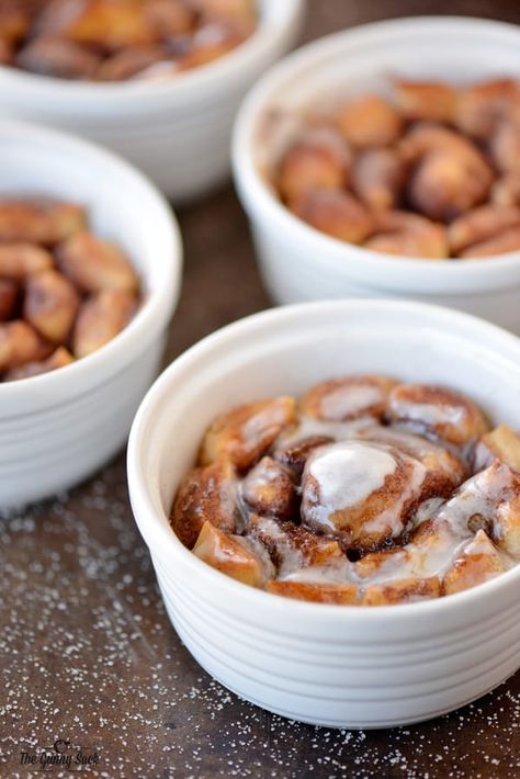 Ramkin Recipes, Ramekin Dessert, Ramekin Recipe, Cocotte Recipe, Cinnamon Roll Monkey Bread, Gunny Sack, Ramekin Dishes, Dessert For Two, Cinnamon Rolls Recipe