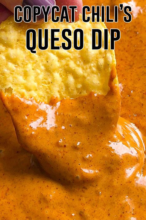 Skillet Queso Recipe, Chili Queso Dip, Skillet Queso, Chili Queso, Queso Dip Recipes, Queso Recipe, Queso Dip, Dip Recipes Easy, Copykat Recipes