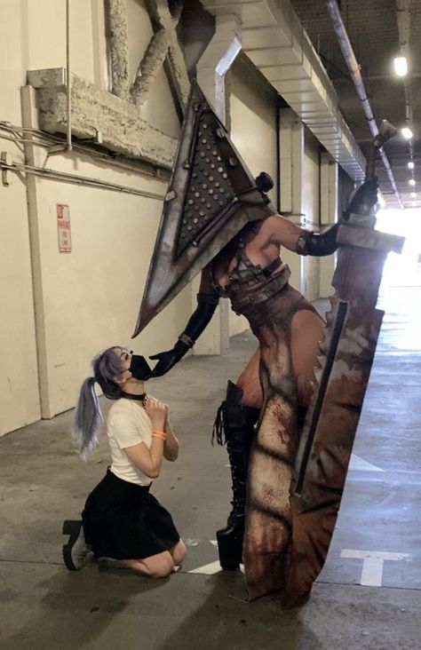 Silent Hill Nurse, Silent Hill Art, Pyramid Head, Buff Women, Human Poses Reference, Silent Hill, Pose Reference Photo, Female Character Design, Monster Girl