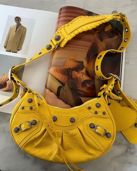 Yellow Balenciaga Bag, Yellow Balenciaga Shoes, Balanciaga Bag, Yellow Balenciaga, Yellow Bags, Balenciaga Purse, Purse Collection, Handbag Essentials, Archive Fashion