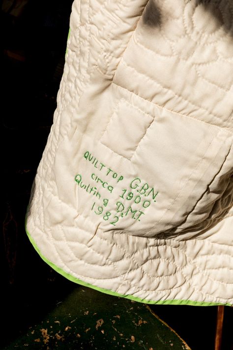 Bode Quilted Jacket, Cute Sewing Projects, Old Quilts, Quilt Jacket, Streetwear Fashion Women, 가을 패션, American Design, Comme Des Garcons, Quilted Jacket