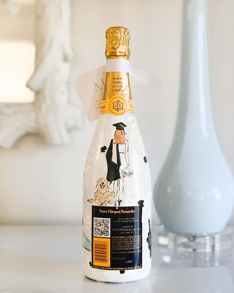 Painted Champagne Bottle New Years, M Calligraphy, 21st Birthday Favors, Champaign Bottle, Painted Champagne Bottle, Painting Bottles, Custom Champagne Bottle, Rose Gold Wedding Cakes, Painted Bottles