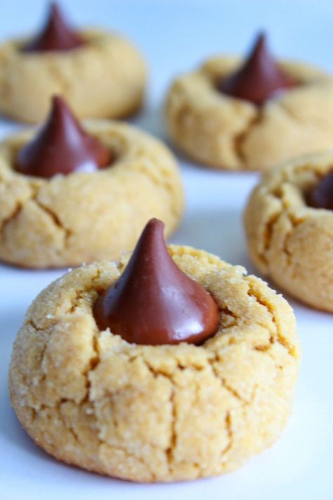 Peanut Butter Kiss Cookies Recipe, Crisco Cookies, Practically Homemade, Kiss Cookie Recipe, Peanut Butter Blossoms Recipe, Hershey Kiss Cookies, Cookie Brownies, Peanut Butter Blossom, Peanut Butter Kiss