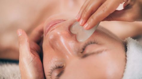 The Best Facial Oils To Use With A Gua Sha Facial Massage Benefits, Weekly Skin Care Routine, Types Of Facials, Wellness Mama, Gua Sha Massage, Gua Sha Facial, Massage Benefits, Stone Massage, Therapeutic Massage