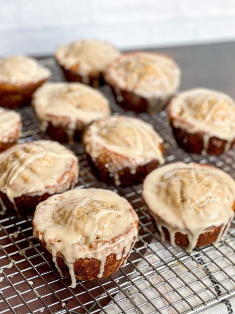 Chai Muffins, Moist Banana Muffins, Chai Spices, Spice Muffins, Vanilla Glaze, Vanilla Chai, Banana Chocolate, Chai Spice, Banana Chocolate Chip