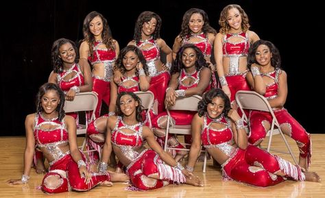 Bring It airs on Lifetime. Cast: Dianna "Miss D" Williams, owner ... Majorette Dance, Majorette Outfits, Dancing Dolls Bring It, Majorette Uniforms, Dance Uniforms, Dancing Dolls, Cute Cheerleaders, Cheer Outfits, Dancing Baby