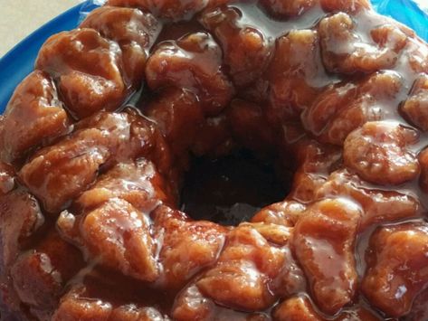 Grands Monkey Bread, Bacon Monkey Bread, Grand Biscuit Recipes, Monkey Bread Muffins, Cheesy Pull Apart Bread, Easy Monkey Bread, Monkey Bread Recipe, Butterscotch Pudding, Bread Muffins