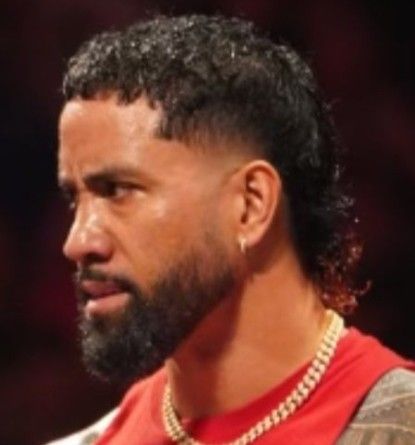 Jey Uso Haircut, Mohawk Fade, Samoan Men, Fade Mohawk, Burst Fade Mohawk, Haircut Boys, Hot Head, Curly Mohawk, Burst Fade