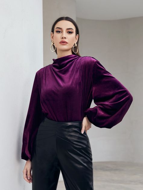 Red Velvet Top Outfit, Velvet Tops Outfit, Velvet Top Designs, Velour Outfit, Puffy Blouse, Velour Outfits, Red Velvet Top, Winter Tops For Women, Velvet Top Long Sleeve