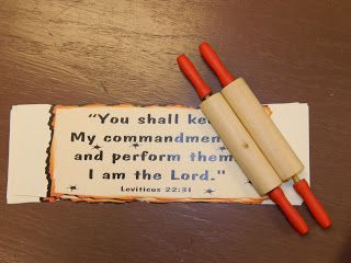 Scripture Games, Temple Miniature, Western Vbs, Bible Class Activities, February Preschool, King Josiah, Bible Heroes, Sunday Activities, Bible Object Lessons