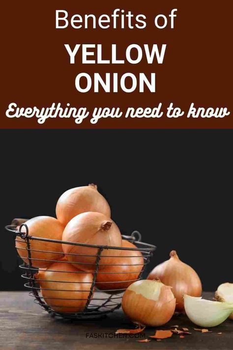 A Pinterest pin featuring a comprehensive guide to yellow onions, including nutrition, benefits, uses, buying, and storing tips, with a personal touch. Enhance your culinary journey with the flavorful world of yellow onions! 🌱🍽️ #YellowOnions #Nutrition #CookingTips #HealthyLiving Onion Benefits, Onion Leeks, Vegetable Benefits, Healthy Benefits, Culinary Skills, Reduce Food Waste, Healthy Digestion, Yellow Onion, Nutrition Tips