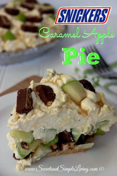 Caramel Apple Pie Recipe, Snickers Pie, Caramel Apple Pie Recipes, Unique Pies, Apple Pie Recipe, Easy Pie Recipes, Caramel Apple Pie, Jello Recipes, Pumpkin Pie Recipes