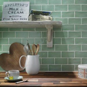 Kitchen Wall Tiles Ideas Modern, Trendy Kitchen Tile, Cedar Walls, Tiles Ideas, Small Tiles, Brick Tiles, Kitchen Wall Tiles, Simple Kitchen, Wood Countertops