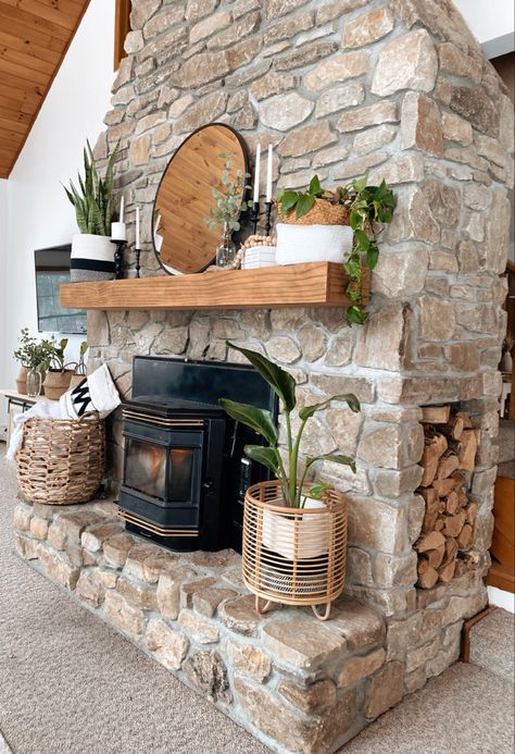 Stone Fireplace Mantle, Stone Fireplace Decor, Rock Fireplace, Fireplace Mantle Decor, Rock Fireplaces, Fireplace Mantel Decor, Farmhouse Fireplace, Rustic Fireplaces, Fireplace Hearth