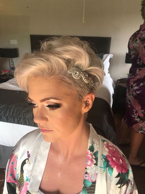 Formal Hairstyles For Short Hair Pixie, Pixie Bridesmaid Hair, Pixie Haircut Wedding Style, Bridal Pixie Hairstyles, Pixie Bridal Hair, Pixie Formal Hairstyles, Pixie Wedding Hairstyles, Pixie Cut Wedding Hairstyles, Formal Pixie Hairstyles