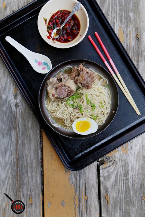 OXTAIL SHIO RAMEN | What To Cook Today. It's a sin not to try it once in your lifetime Japanese Ramen Noodle Recipes, Shio Ramen, Asian Soup Noodle, Asian Noodle Salad, Oxtail Recipes, Asian Noodle Recipes, Homemade Ramen, Ramen Noodle Recipes, Easy Asian Recipes