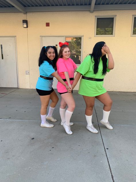 Cheer Team Halloween Costumes, Halloween Practice Costumes, Volleyball Halloween Costumes, Team Halloween Costumes, Power Puff Girl, Powerpuff Girls Costume, Volleyball Practice, Cheer Practice, Power Puff