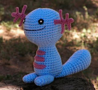 2000 Free Amigurumi Patterns: Wooper Plushie Pokémon Crafts, Wooper Pokemon, Crocheted Ornaments, Pikachu Crochet, Pokemon Crochet, Pokemon Crochet Pattern, Diy Tricot, Magic Crochet, Crochet Pokemon