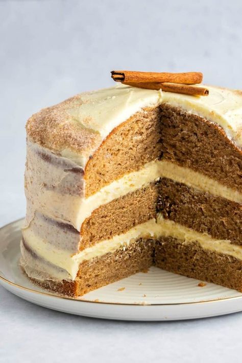 Chai Spice Cake Recipe, Chai Spice Cake, Chai Cake, Spice Frosting, Snickerdoodle Cake, Spiced Buttercream, Spice Cake Recipes, Dairy Free Cream Cheese, Springform Pan Cake