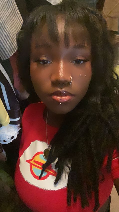 Angel Piercing Lips, Anti Brow Piercing, College Routine, Anti Eyebrow Piercing, Anti Eyebrow, Piercing Inspo, Eyebrow Piercing, Angel Numbers, Tattoos And Piercings