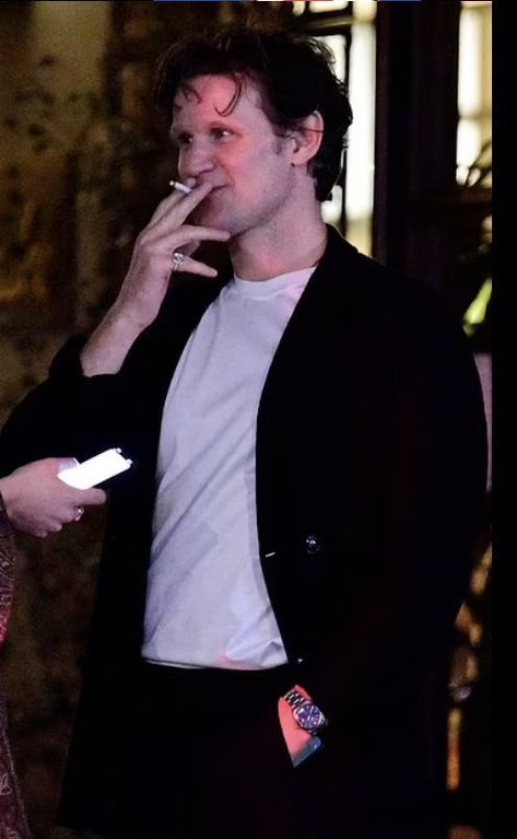 A Doctor a day/Matt Smith in LA at Madeo restaurant, March 2023 Matt Smith 2023, Matt Smith Boyfriend Material, Matt Smith Kiss, Matt Smith Aesthetic, Academic Romance, Matthew Smith, Matt Smith Doctor Who, Matthew 3, Daemon Targaryen