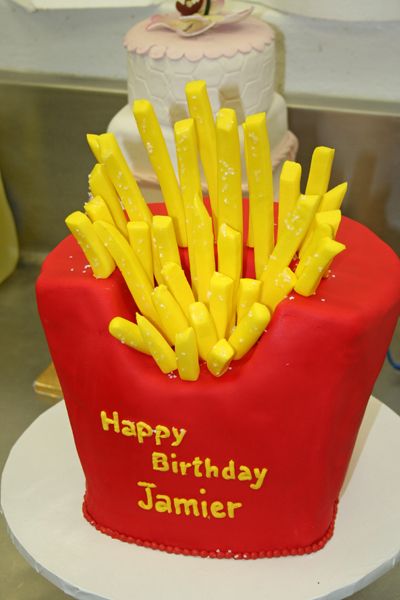 French Fries Cake French Fry Theme Birthday Party, French Fries Cake Design, Fries Cake Design, French Fries Cake, Burger And Fries Cake, French Fries Design, Mcdonald’s French Fries Recipe, Mcdonald’s French Fries, Cakes And Desserts