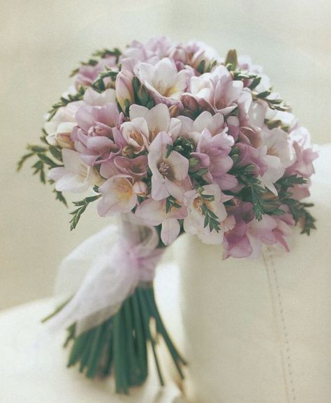 16 Stunning Summer Wedding Flowers---purple freesia wedding bouquet with blush tulle ribbon, organic outdoor garden weddings, beach weddings, country weddings, Freesia Wedding Bouquet, Alstroemeria Bouquet, Freesia Bouquet, Types Of Tulips, Freesia Flowers, Wedding Flowers Summer, Deco Floral, Wedding Flower Arrangements, Tulips Flowers