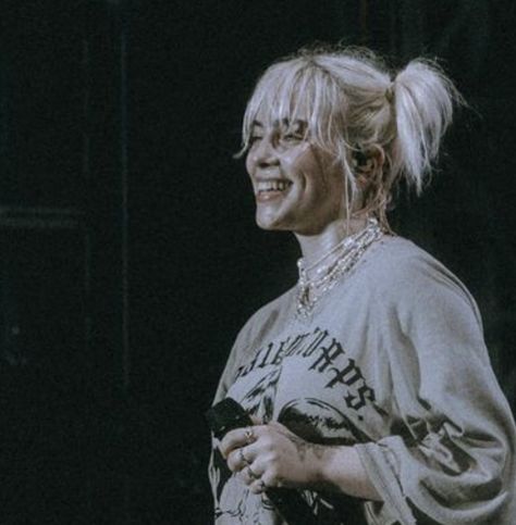 Billie Eilish Bangs, Bangs Pigtails, Billie Eilish, Bangs, Hair