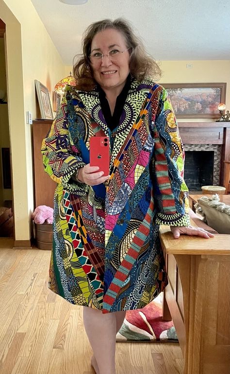 No Pattern Used Nyla Jacket Sew Creative Lounge pattern review by Katharine Anne Patchwork Coat Pattern, Patchwork Clothes Diy, Dirndl Pattern, Diy Kimono, Quilted Clothing, Wearable Art Clothing, Patchwork Fashion, Patchwork Clothes, Patchwork Coat