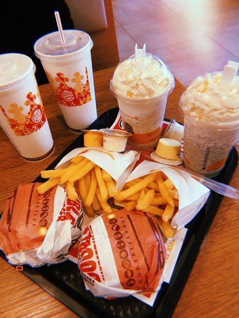 Burger Aesthetic, Burger French Fries, Cinnamon Toast Crunch, Focus On The Good, Food Babe, Delicacy Food, Food Therapy, Cinnamon Toast, Yummy Comfort Food