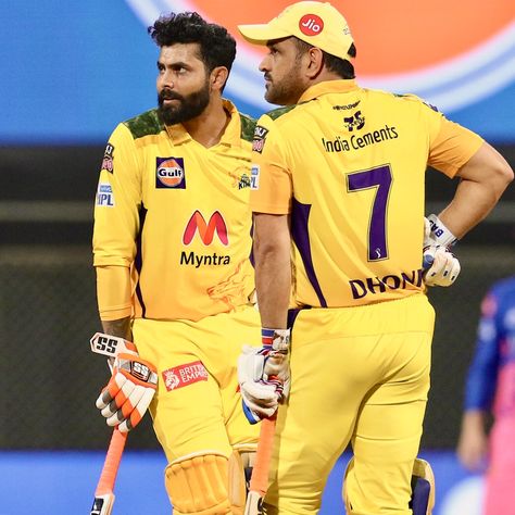 #dhoni #jaddu #jadeja #mahi #csk #chennai Dhoni Back Pose, Cute Paragraphs For Him, Mumbai Indians Ipl, Cute Paragraphs, Ms Dhoni Wallpapers, India Cricket Team, Ms Dhoni Photos, Dhoni Wallpapers, Ravindra Jadeja