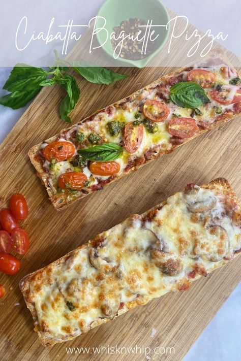 Delicious and easy weeknight meal - ciabatta baguette #pizza Ciabatta Pizza, Baguette Pizza, Italian Gravy, Ciabatta Roll, Homemade Pesto Sauce, Vegetarian Main Course, Weekend Food, Pizza Recipes Homemade, Homemade Pesto